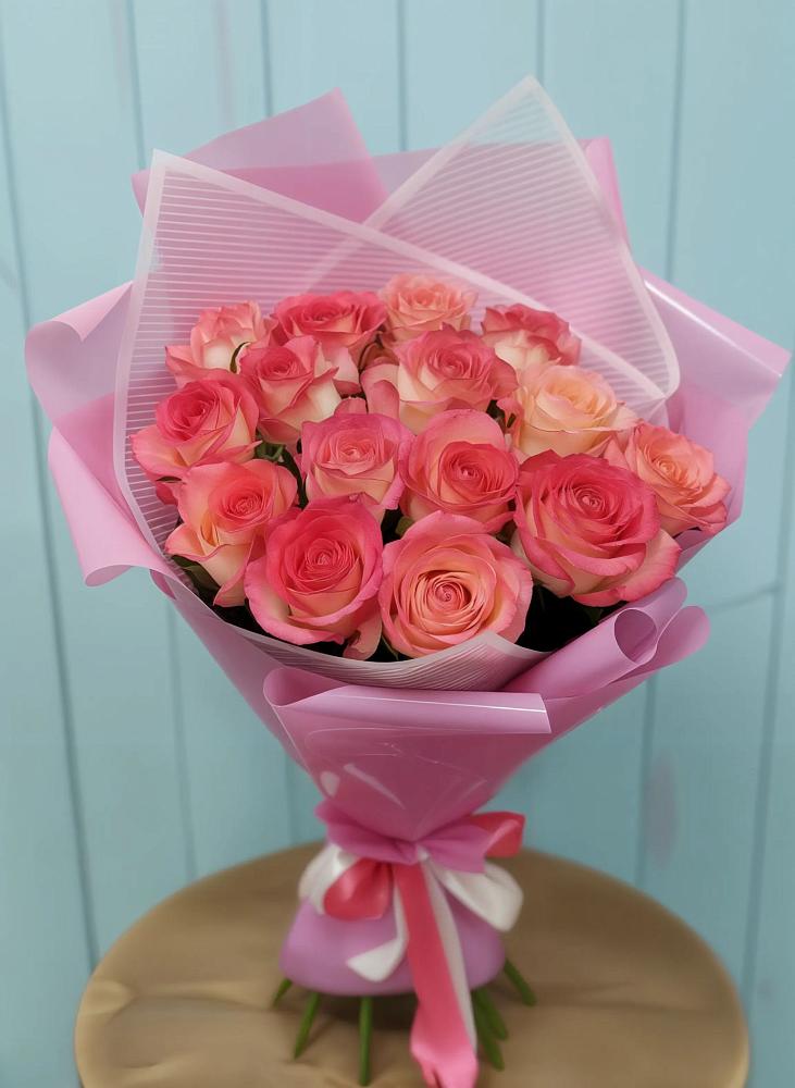 Букет 15 Розовых роз Равель в Лесной Поляне